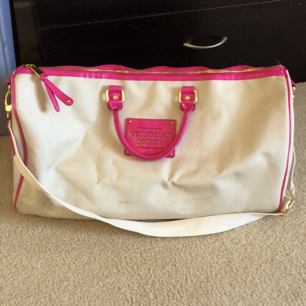 Victoria’s Secret tote bag- great condition!